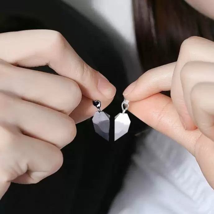 Kit Colar Lover Magnético Casal + (Brinde Surpresa) - Dia dos Namorados